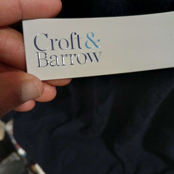 Woman's Sweater - Picture 3 of 8